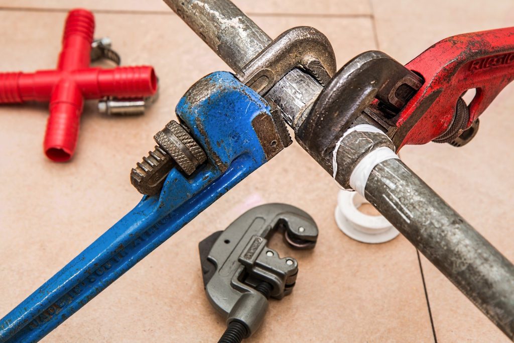 plumbing work tools